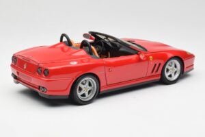 Ferrari 550 Barchetta Pininfarina Vermelho Bburago 1:18 327660 Metal - imagem 3 de 8