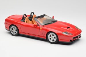 Ferrari 550 Barchetta Pininfarina Vermelho Bburago 1:18 327660 Metal - imagem 6 de 8