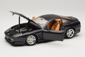 Ferrari 550 Maranello Preto Metalizado Bburago 1:18 3344-B1 Metal - imagem 2 de 8