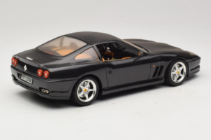 Ferrari 550 Maranello Preto Metalizado Bburago 1:18 3344-B1 Metal - imagem 3 de 8