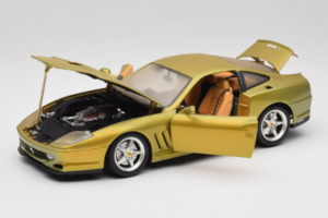 Ferrari 550 Maranello Gold Metallic Braccio & Gotz Bburago 1:18 3044-G1 Metal - imagem 2 de 8