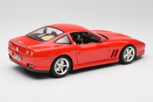 Ferrari 550 Maranello Vermelho Bburago 1:18 3064 Metal - imagem 3 de 8