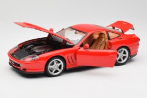Ferrari 550 Maranello Vermelho Maisto 1:18 31839 Metal - imagem 2 de 8