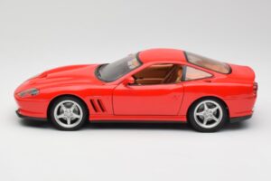 Ferrari 550 Maranello Vermelho Maisto 1:18 31839 Metal - imagem 4 de 8