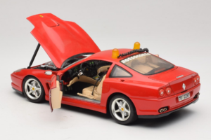 Ferrari 550 Maranello Safety Car Rosso Corsa Bburago 1:18 3064-P1 Metal - imagem 5 de 8