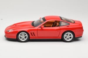 Ferrari 575M Maranello Vermelho Hot Wheels 1:18 54937 Metal - imagem 4 de 8