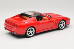 Ferrari 575M Superamerica Vermelho Hot Wheels 1:18 J2858 Metal - imagem 3 de 8