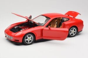 Ferrari 612 Scaglietti Rosso Corsa Hot Wheels 1:18 B6047 Metal - imagem 2 de 8
