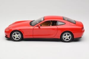 Ferrari 612 Scaglietti Rosso Corsa Hot Wheels 1:18 B6047 Metal - imagem 4 de 8