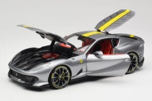 Ferrari 812 Competizione Grigio Coburn Bburago 1:18 18-01647 Metal - imagem 2 de 8