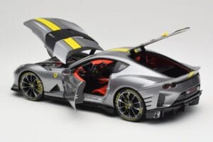 Ferrari 812 Competizione Grigio Coburn Bburago 1:18 18-01647 Metal - imagem 5 de 8