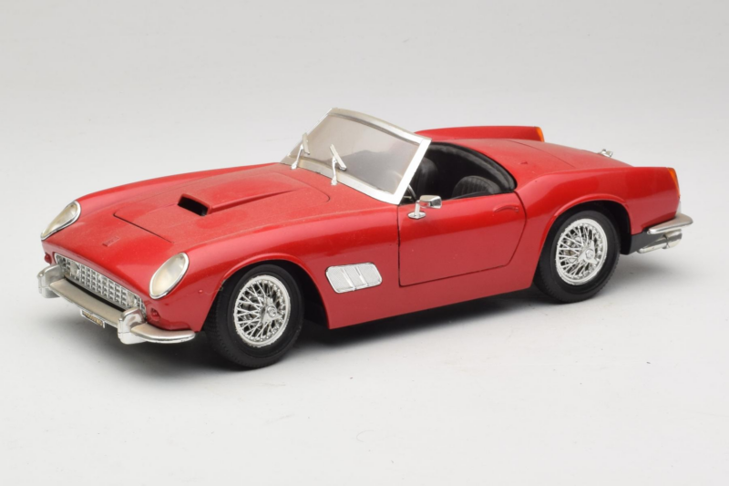Ferrari California Cabriolet Vermelho Tonka 1:18 01109-P1 Metal