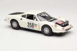 Ferrari Dino 246 GT Branco Anson 1:18 3580 Metal - imagem 6 de 8