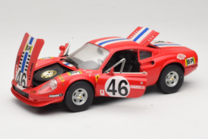 Ferrari Dino 246 GT #46 Vermelho Anson 1:18 3580-P1 Metal - imagem 2 de 8