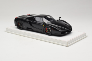 Ferrari Enzo Preto AB Models 1:18 REMC008 Resina - imagem 4 de 6