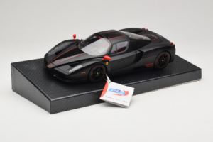 Ferrari Enzo Matt Black Edição Limitada BBR 1:18 HE180029 Metal - imagem 3 de 9