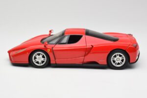 Ferrari Enzo Vermelho Hot Wheels 1:18 56293 Metal - imagem 4 de 8