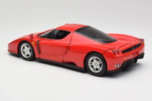 Ferrari Enzo Vermelho Hot Wheels 1:18 56293 Metal - imagem 7 de 8