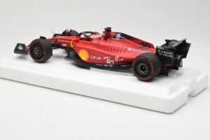 Ferrari F1-75 #16 C. Leclerc Winner Bahrain GP 2022 BBR 1:18 BBR221816 Resina - imagem 5 de 6