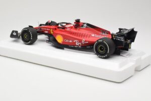 Ferrari F1-75 #16 C. Leclerc Winner Australian GP 2022 BBR 1:18 BBR221826 Resina - imagem 5 de 6