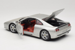 Ferrari F355 Berlinetta Prata UT Models 1:18 180074020-S1 Metal - imagem 5 de 8