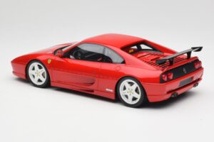 Ferrari F355 Challenge Red 1995 GT Spirit 1:18 GT474 Resina - imagem 5 de 6