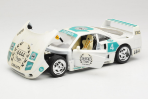 Ferrari F40 4444 Tage Garanta #4 Branco Bburago 1:18 3332-W5 Metal - imagem 2 de 8