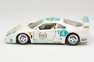 Ferrari F40 4444 Tage Garanta #4 Branco Bburago 1:18 3332-W5 Metal - imagem 4 de 8