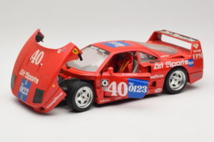 Ferrari F40 #40 J-P. Jabouille / O. Grouillard Art Sports 1987 Bburago 1:18 3332-A1 Metal - imagem 2 de 8