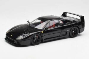 Ferrari F40 Preto Kyosho 1:18 08416BK Metal