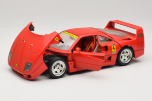 Ferrari F40 Club Deutschland Vermelho Bburago 1:18 3032-L3 Metal - imagem 2 de 8