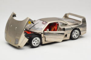 Ferrari F40 Dark Chrome Silver Kroymans Edição Limitada Bburago 1:18 3032-C2 Metal - imagem 2 de 8