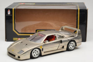 Ferrari F40 Dark Chrome Silver Kroymans Edição Limitada Bburago 1:18 3032-C2 Metal - imagem 8 de 8