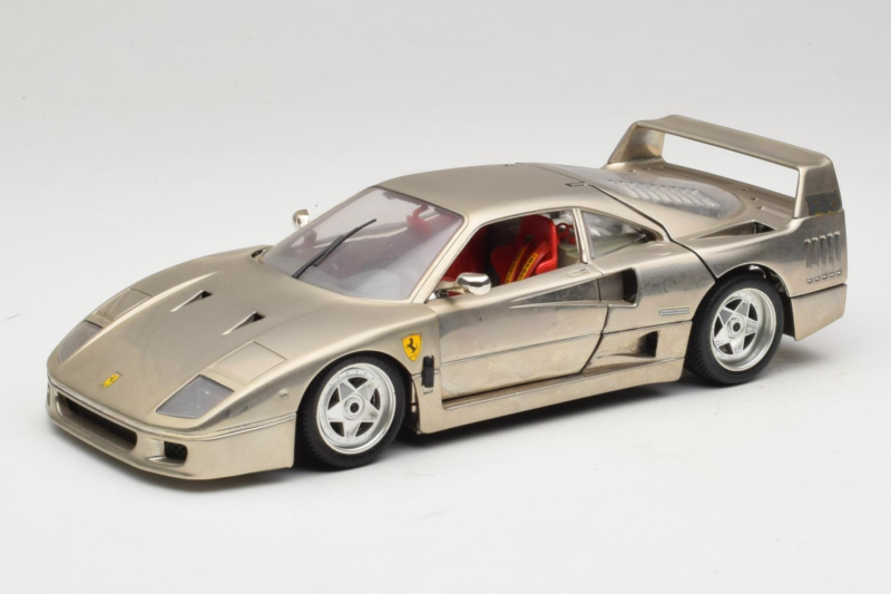 Ferrari F40 Dark Chrome Silver Kroymans Edição Limitada Bburago 1:18 3032-C2 Metal