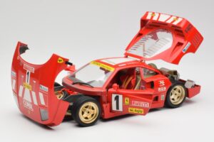 Ferrari F40 Evoluzione Bburago 1:18 3042 Metal - imagem 2 de 8