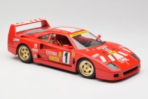 Ferrari F40 Evoluzione Bburago 1:18 3042 Metal - imagem 6 de 8