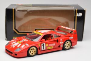 Ferrari F40 Evoluzione Bburago 1:18 3042 Metal - imagem 8 de 8