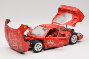 Ferrari F40 Evoluzione FC Nürnberg Special Edition Vermelho Bburago 1:18 3042-FCN Metal - imagem 2 de 8