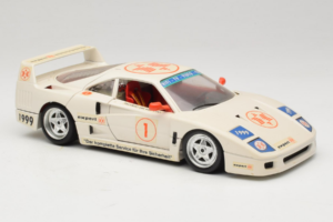Ferrari F40 #1 Expert Branco 1987 Bburago 1:18 3332-W2 Metal - imagem 6 de 8