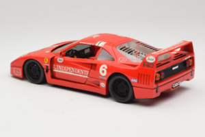 Ferrari F40 #6 V. Colombo L'Indipendente Vermelho 1987 Bburago 1:18 3032-L1 Metal - imagem 7 de 8