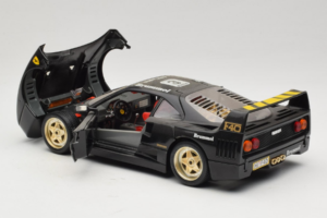 Ferrari F40 Magneti Marelli #3 Preto Bburago 1:18 3022-B1 Metal - imagem 5 de 8