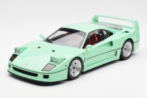 Ferrari F40 Verde Menta Kyosho 1:18 08416MG Metal - imagem 3 de 10