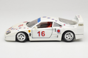 Ferrari F40 #16 Borsenmodells Branco Limited Edition 333 pcs 1987 Bburago 1:18 3332-W1 Metal - imagem 4 de 8