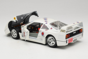 Ferrari F40 #16 Borsenmodells Branco Limited Edition 333 pcs 1987 Bburago 1:18 3332-W1 Metal - imagem 5 de 8