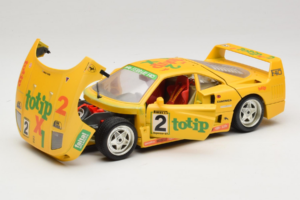 Ferrari F40 Totip Jolly Club #2 Amarelo Bburago 1:18 3332-Y1 Metal - imagem 2 de 8