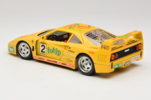 Ferrari F40 Totip Jolly Club #2 Amarelo Bburago 1:18 3332-Y1 Metal - imagem 7 de 8