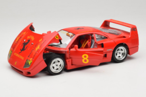 Ferrari F40 #8 Bevro International Vermelho 1987 Bburago 1:18 3332-P3 Metal - imagem 2 de 8