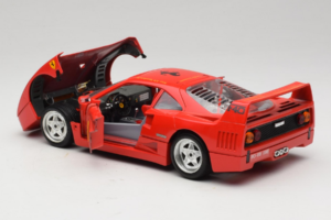 Ferrari F40 #8 Bevro International Vermelho 1987 Bburago 1:18 3332-P3 Metal - imagem 5 de 8