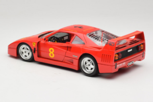 Ferrari F40 #8 Bevro International Vermelho 1987 Bburago 1:18 3332-P3 Metal - imagem 7 de 8