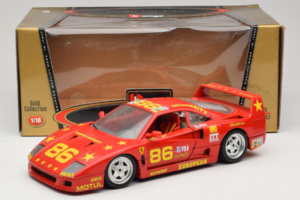 Ferrari F40 LM #86 Ch. Pozzi IMSA 24 Hours of Le Mans 1985 Vermelho Bburago 1:18 3332-P6 Metal - imagem 8 de 8